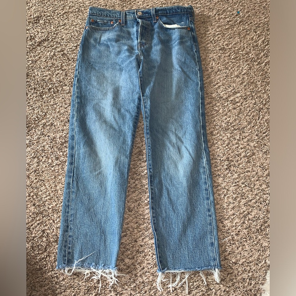 Levi’s Wedgie Jeans (28 short)